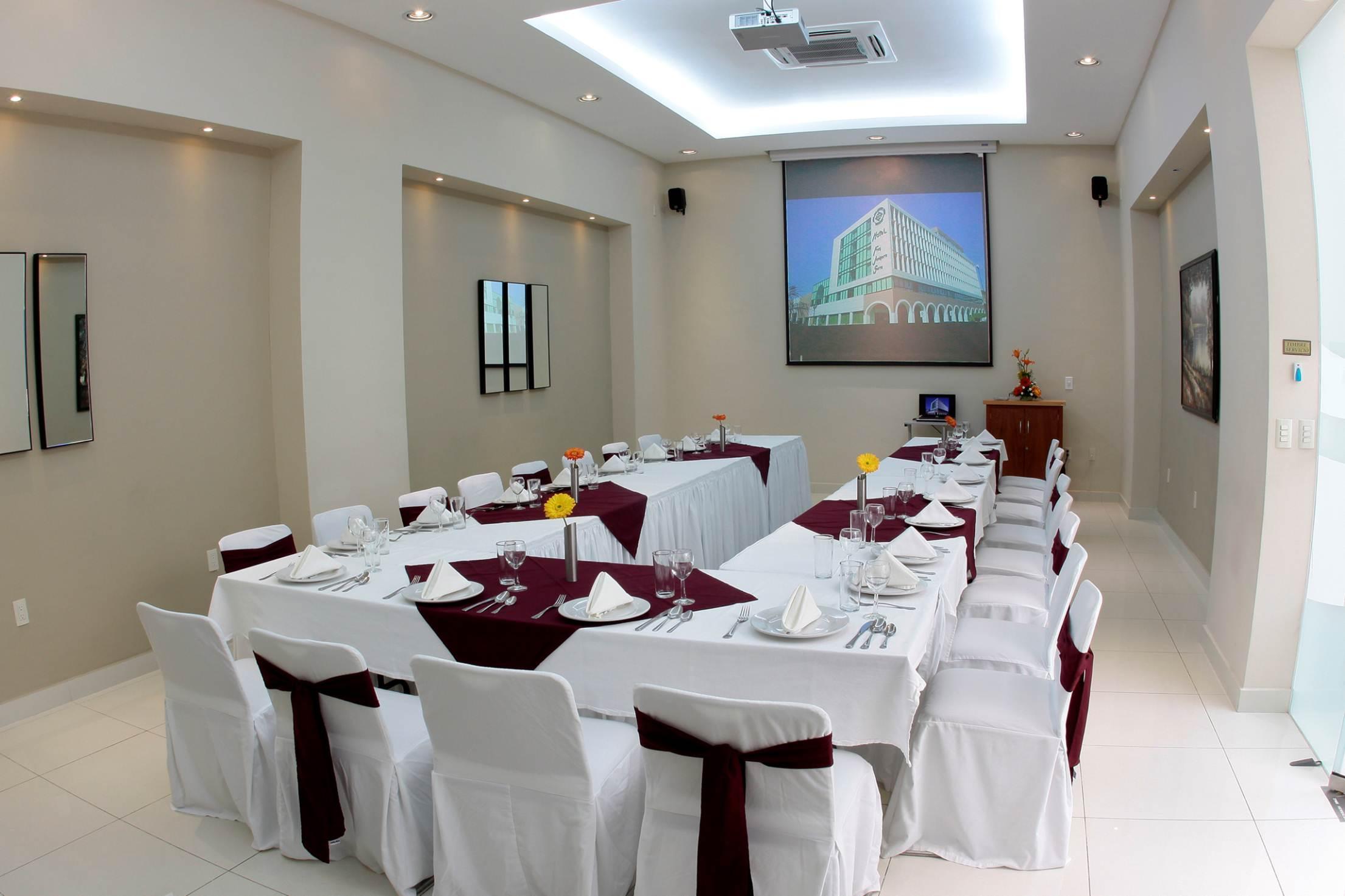 Hotel Fray Junipero Serra Tepic Zewnętrze zdjęcie