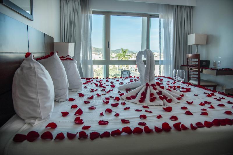 Hotel Fray Junipero Serra Tepic Zewnętrze zdjęcie